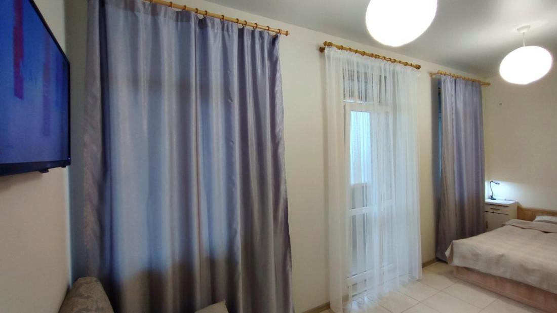 Апартаменты Левада Апартаменти Левада Apartments Levada Charkiv Exteriör bild